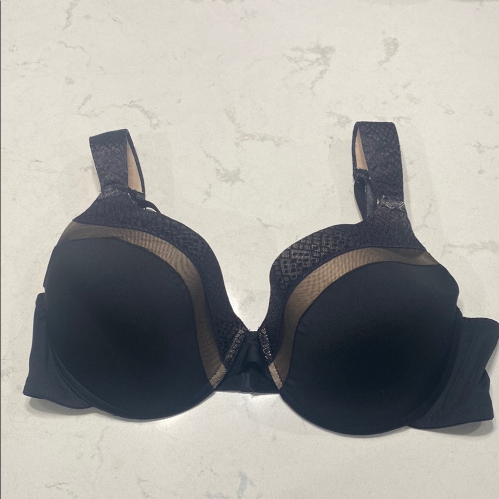 Izod Black Full-Coverage Bra with Molded Cups